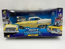 MUSCLE MACHINES 1/24 SCALE 1955 CHEVY BEL AIR - YELLOW WHITE - NEW IN PACKAGE