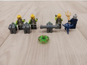 LEGO Atlantis: Neptune Carrier (8075) Complete, with Minifigs, Instructions, Box