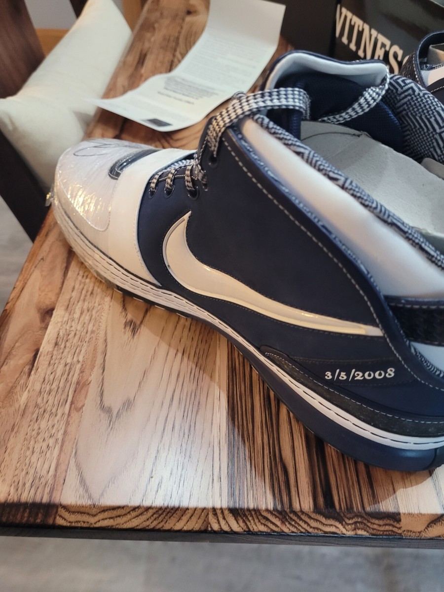 2008 lebron james signed nike zoom lebron vi size 16 | eBay