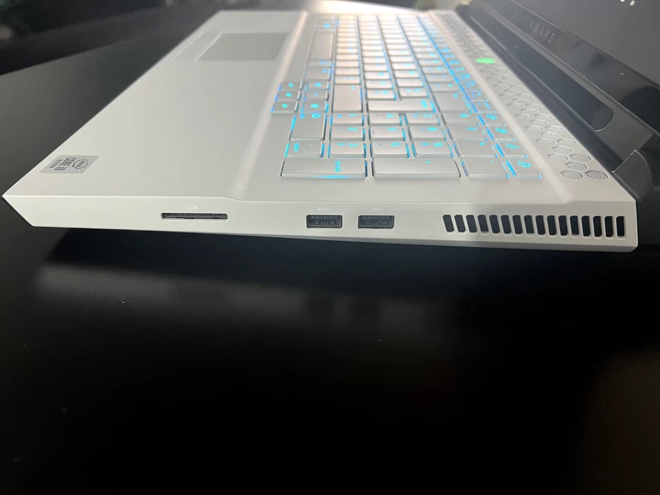 Ordinateur portable PC Gaming Alienware AREA-51m R2 I9 10900K RTX 2080 SUPER - Photo 4/4