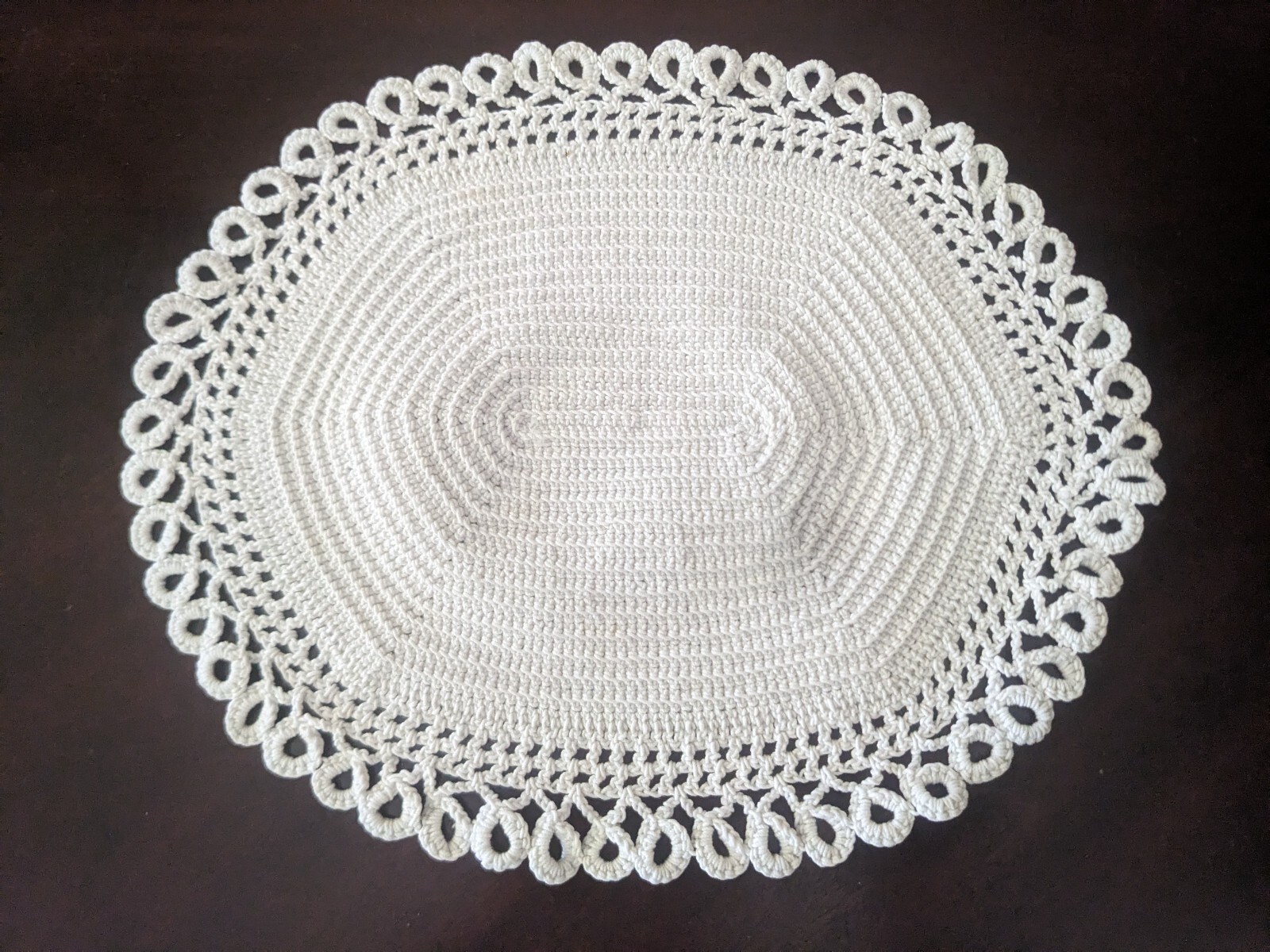 Set Of 7 White Doilies Table Dresser Mats 