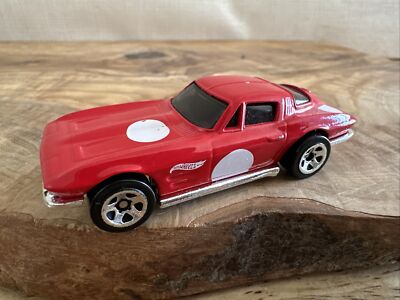 1964 64 Chevy Corvette Sting Ray Collectible 1/64 Scale Diecast Model