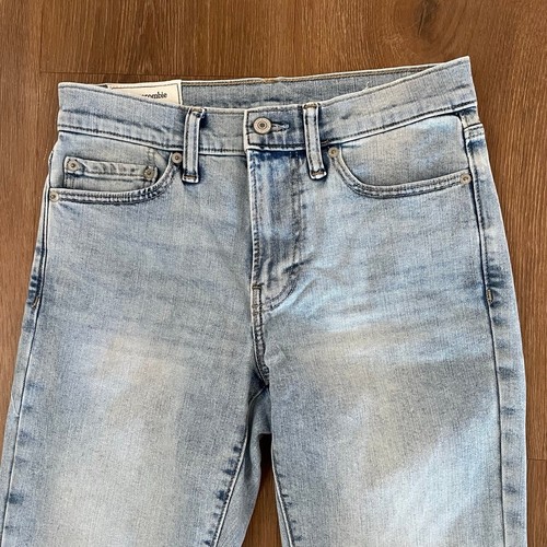 Abercrombie & Fitch Straight Stretch Jeans Light Wash Denim Men's Size 29x32 - Picture 2 of 7