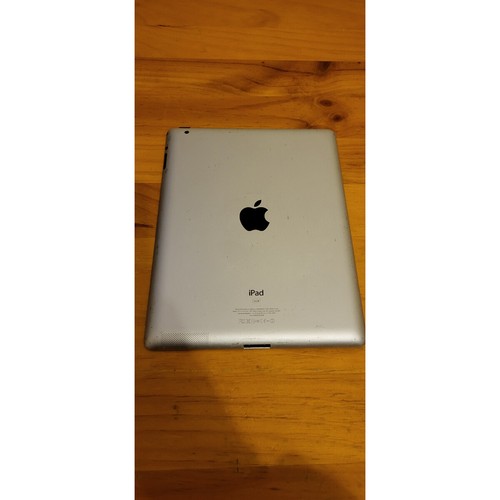 Apple iPad A1395 Silver Wi-Fi Bluetooth 9.7" LCD (512MB+16GB) Dual-Core Tablet - Picture 7 of 8