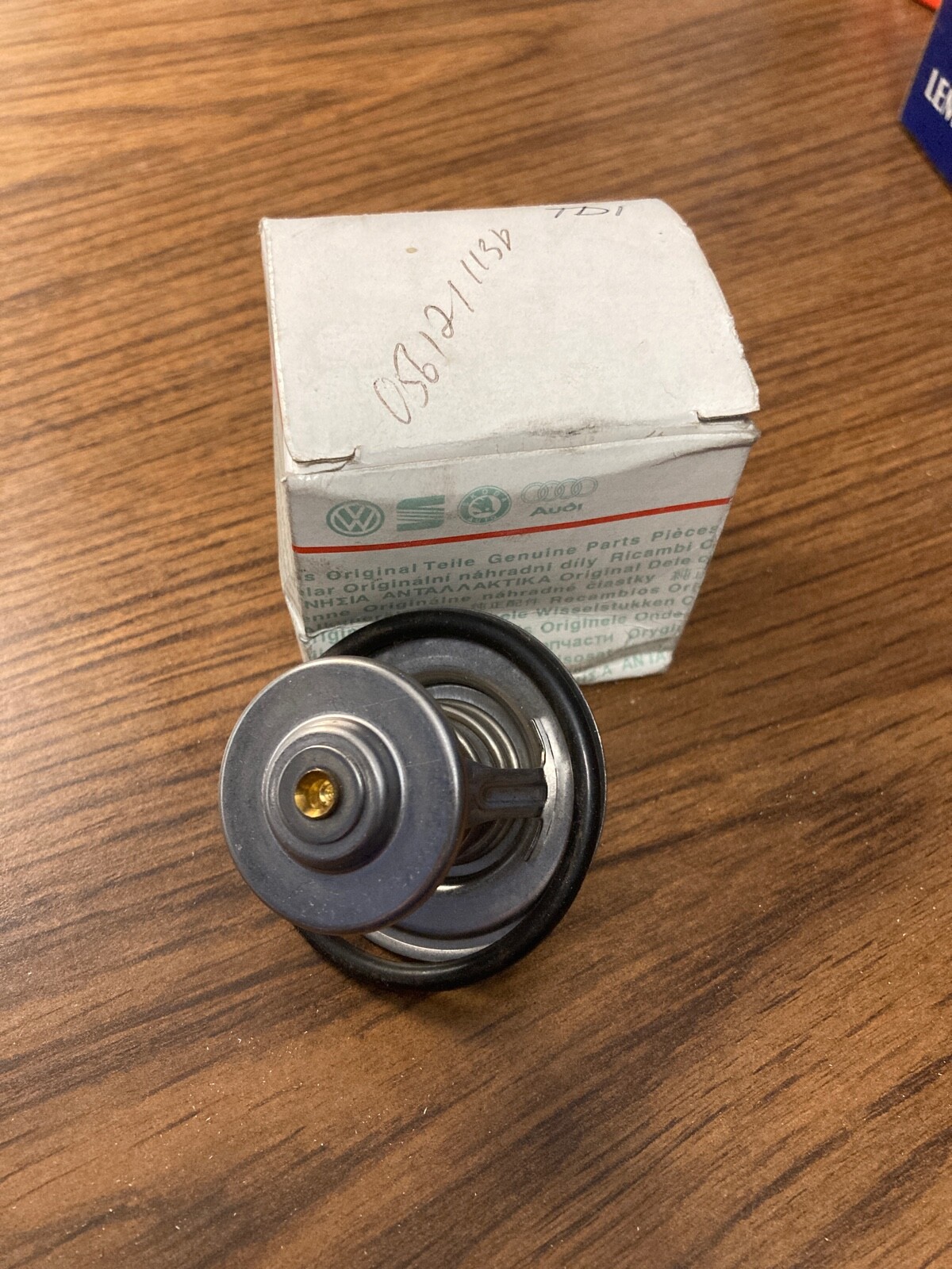 OEM VAG 056121113b Thermostat NEW IN BOX!