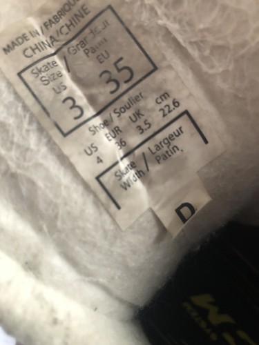 ccm hockey skate size 3 - Picture 4 of 4