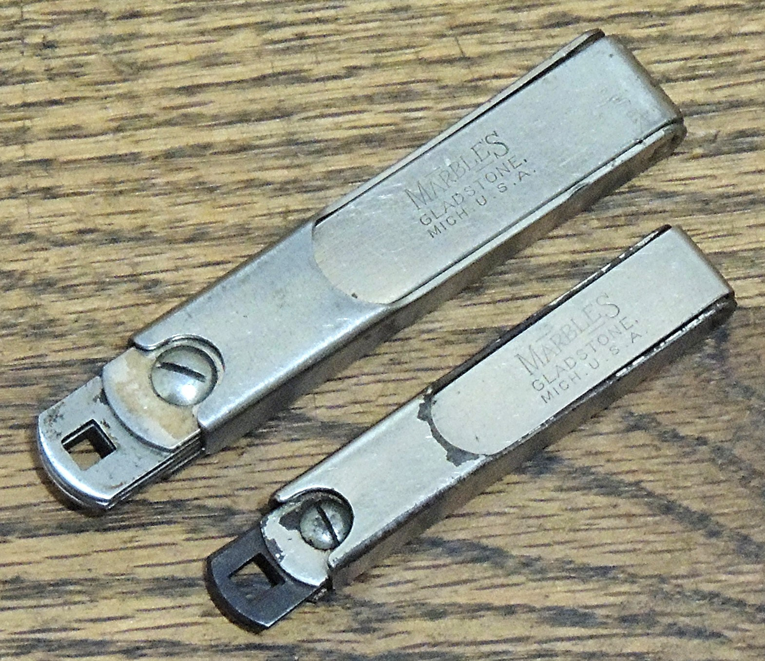 MARBLE'S GLADSTONE MI PATENTS PENDING FOLDING SCREWDRIVER LOTSCREW