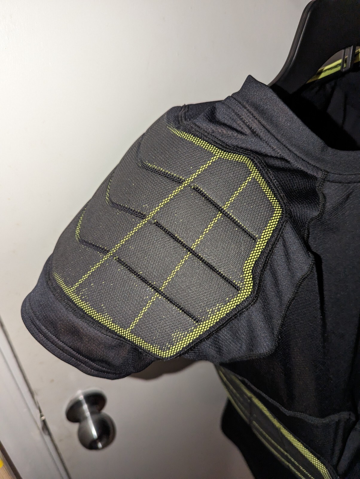 NIKE PRO COMBAT PADDED SHIRT Black NEON GREEN MENS 2XL XXL LACROSSE