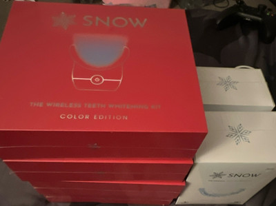 Snow Wireless Teeth Whitening Kit Color Edition, Model 01-SM-0924