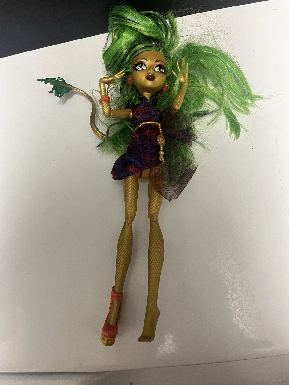 2012 Monster High Jinafire Long Scaris City Of Frights Doll
