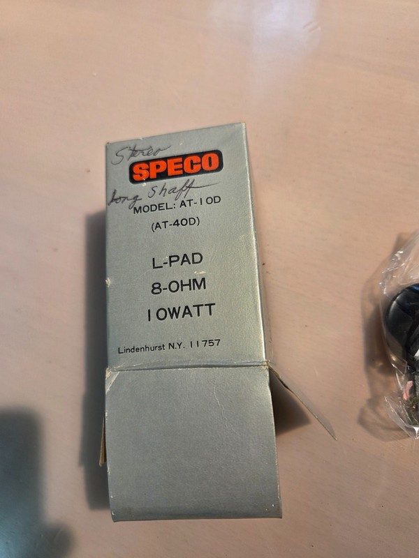 Speco L-Pad 10W Stereo 8 Ohm - With Knob