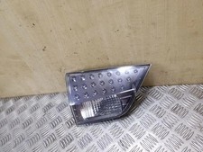 MITSUBISHI OUTLANDER II CWW Heckklappenleuchte links 2.20 Diesel 130kw 26152593