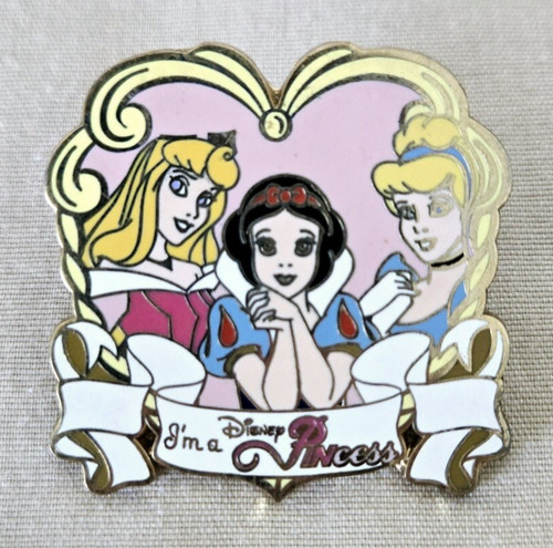 2005 Disney Pin Im a Princess Aurora Cinderella Snow White Sleeping Beauty Pin