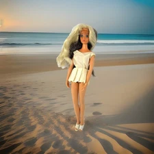 Ideal Tuesday Taylor 11" Doll 2 Color Hair Blonde to Brunette Vintage 1975