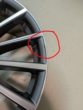 Audi A4 B9 A5 original Alufelge 8,5x19 ET32 -8W0601025AN - Beschädigt