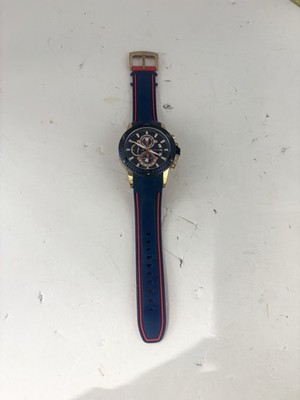MiniFocus Mens Quartz Fashion Sillicon Sport Watch MF0244G / Broken Buckle