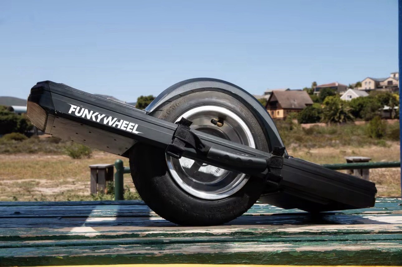 2025  Off Road Powerful Electric One Wheel.