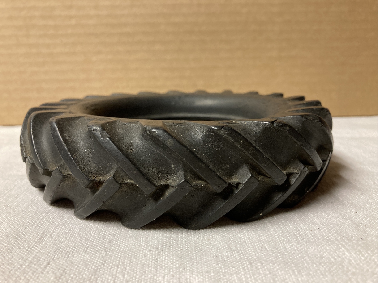 VINTAGE GOODYEAR TIRE ASHTRAY GREENSBURG, PA TRUCK CO. 2 BINGO