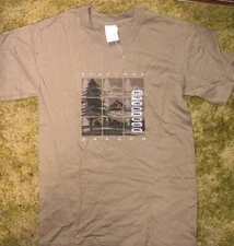 Portland Oregon T-Shirt, Beige, Small