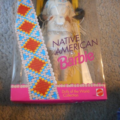 Barbie Collection 1753 Neuve Poupée Barbie Amérindienne Édition