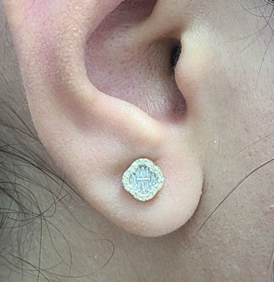 ANGEBOT! 0,25 CTW NATÜRLICHE BAGUETTES DIAMANT KLEEBLATT BLUME OHRSTECKER 10 K GOLD