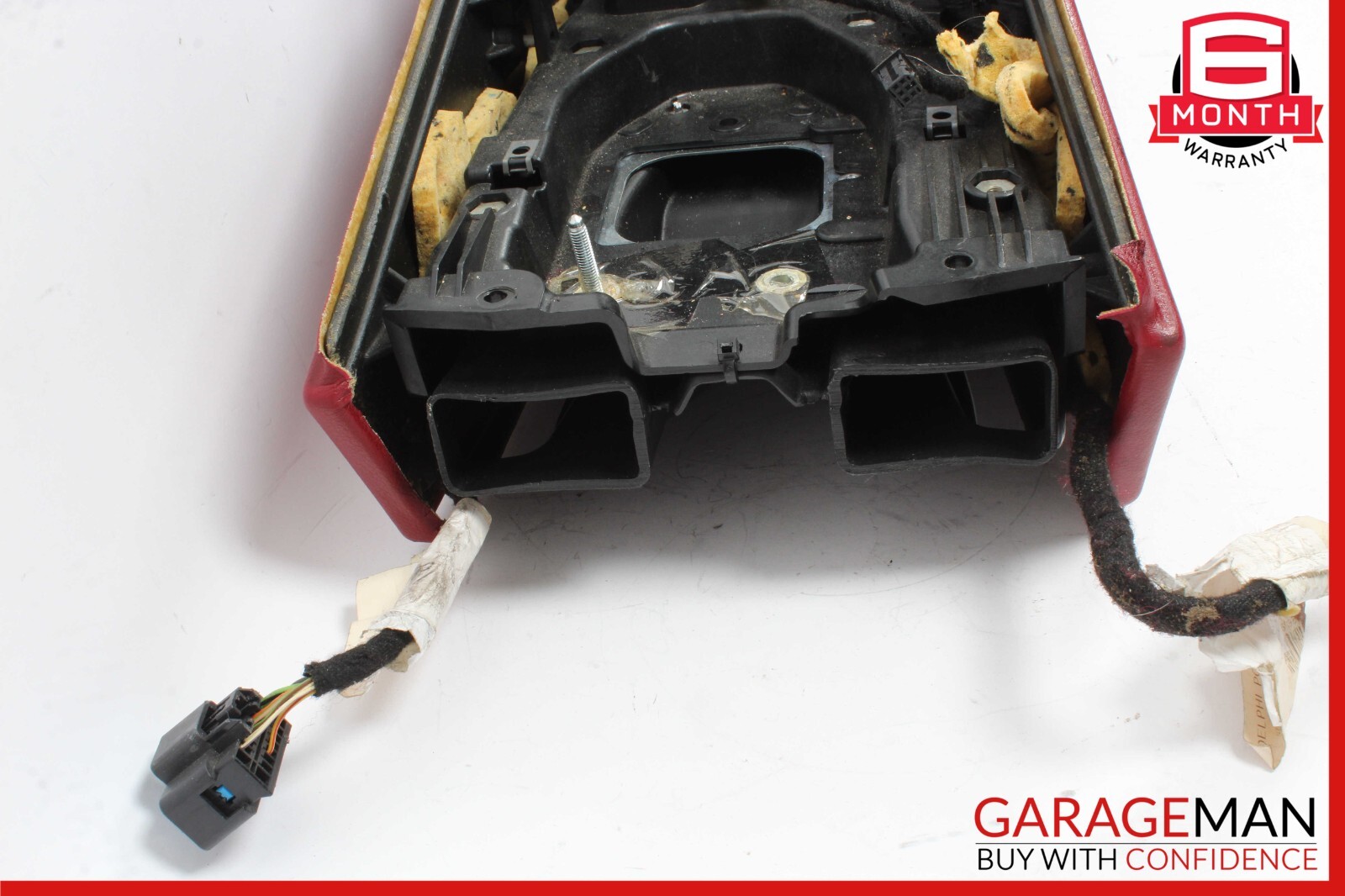 03-13 Maserati Quattroporte Center Console Armrest Storage Assembly OEM