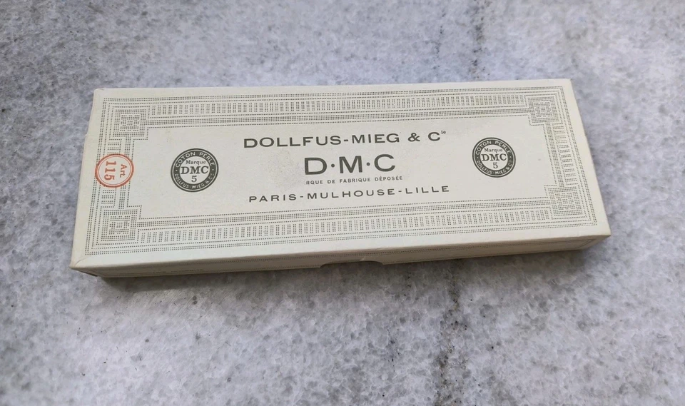 Lot of vintage blue 💙 pearl cotton for embroidery by DMC, 12 pieces  - Image 2 of 4