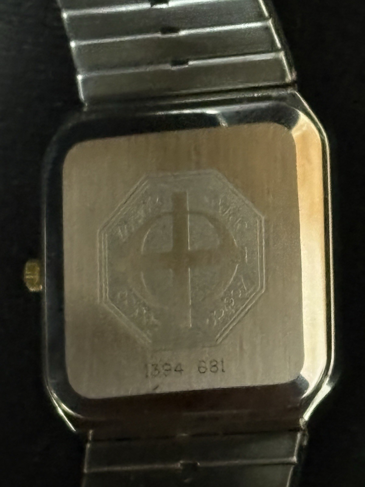 NEW Zodiac 1394 681 Square Two Tone Steel Quartz Date 32mm Gold Dial Watch