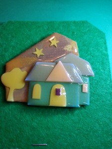 HOUSE PINS BY LUCINDA