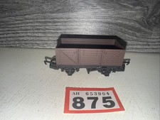 Hornby R1157 OO Gauge Unprinted Brown 7 Plank Wagon