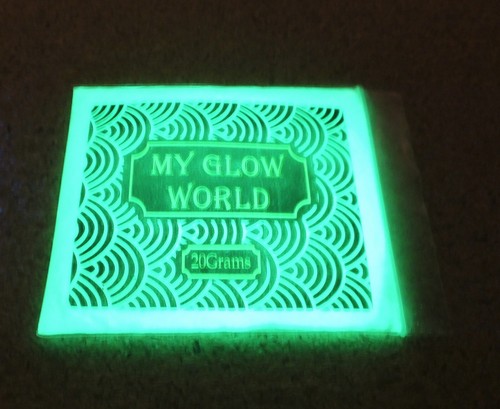 Professional Grade 20gram GLOW IN THE DARK Pigment Powder FREE Blue LED Light - Picture 4 of 10