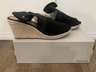 Foto 1 di 6