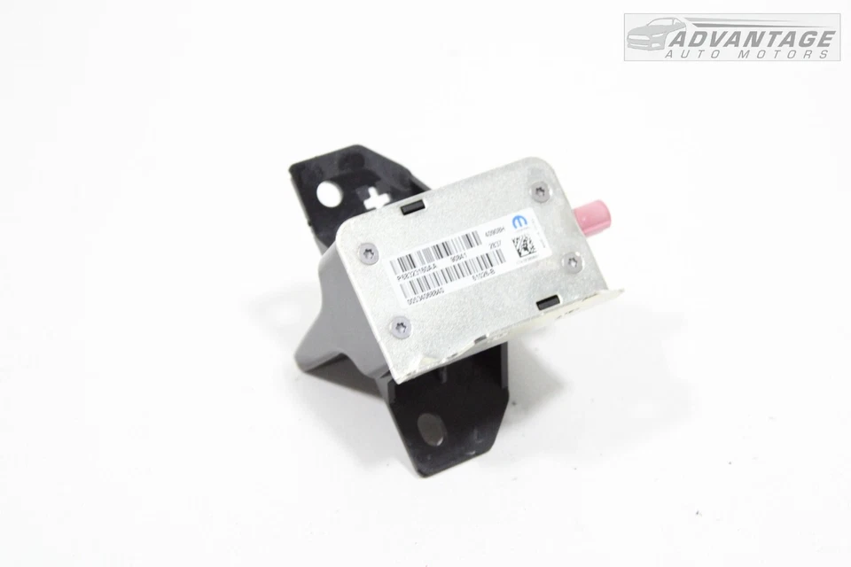 Módulo divisor amplificador antena Dodge Durango 2018-2021 68323160aa oem Foto 3 de 4