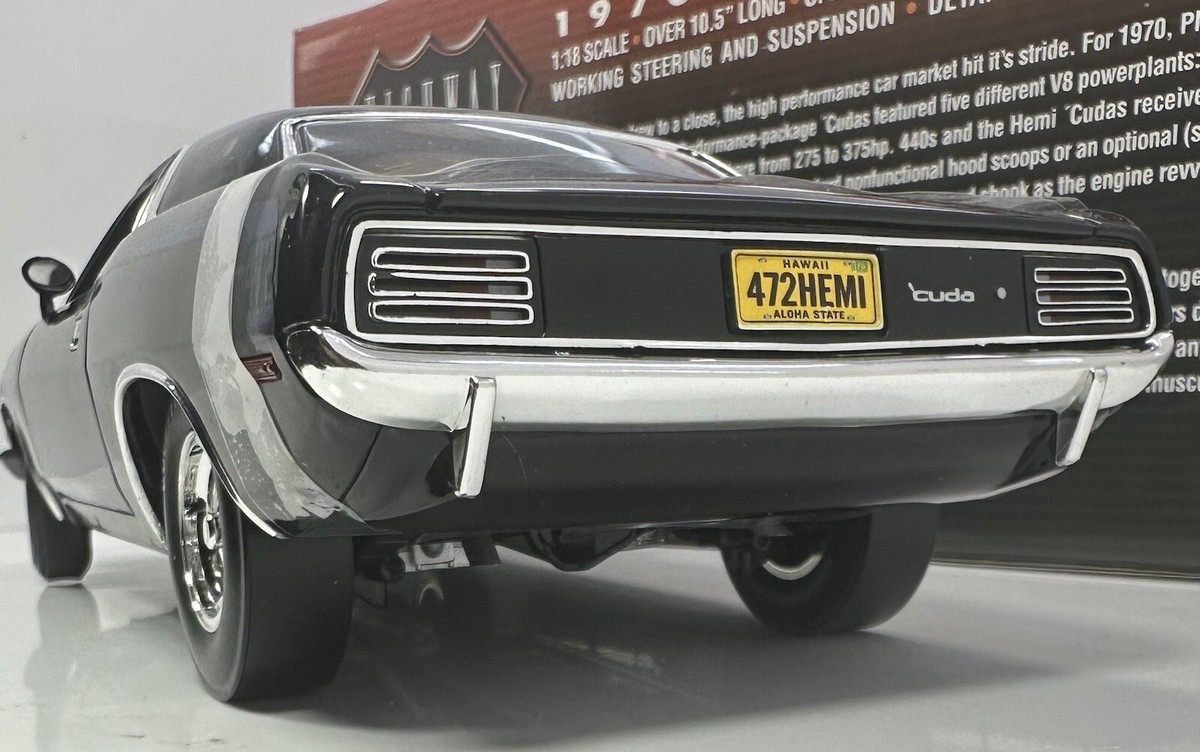 Highway 61 1/18 Scale 1970 Plymouth CUDA “Street Machine Highway 61 1/18 Scale 1970 Plymouth CUDA “Street Machine