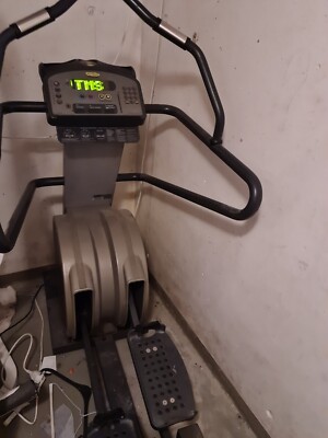 Crosstrainer TECHNOGYM Rotex 600 XT Pro  STUDIOQUALITÄT