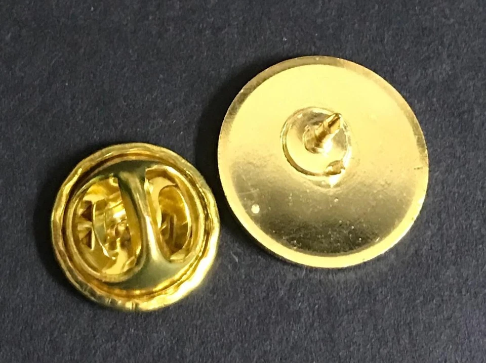 Mazuma *A438 Malaysia Bank Negara Lapel Pin With BNM Logo ( Souvenir For Staff ) - Image 4 of 4