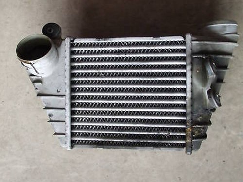 Ladeluftkühler Audi A3 8L VW Golf 4 Bora 1.8T Luftkühler 1J0145805D