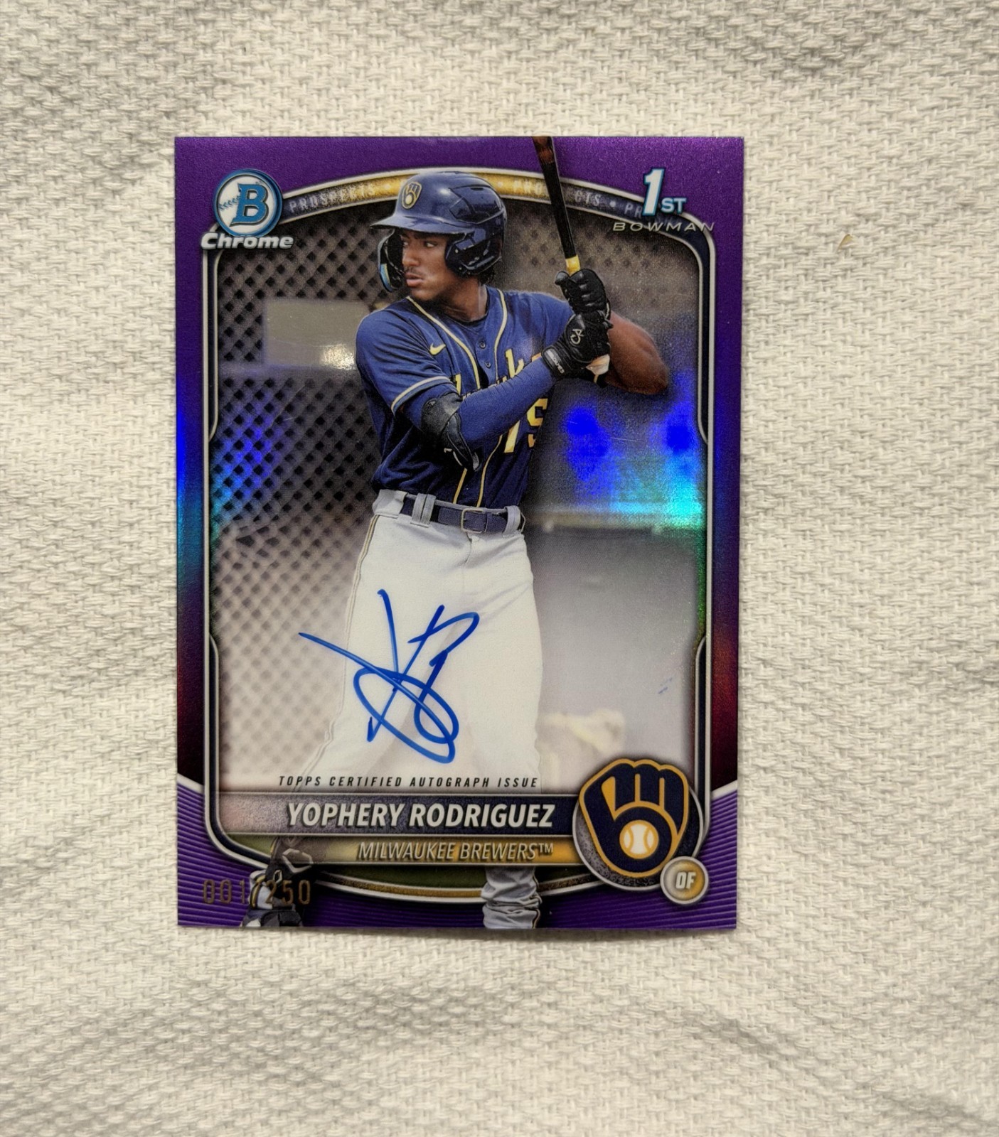 2025 Yophery Rodriguez Bowman Chrome Prospects 1st Auto. Purple Ref. /250
