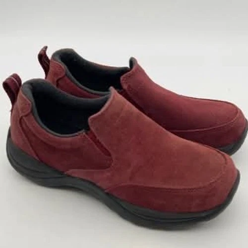 LL Bean Comfort Mocs Burgundy Suede Slip On Shoes Womens 6 Medium 254547