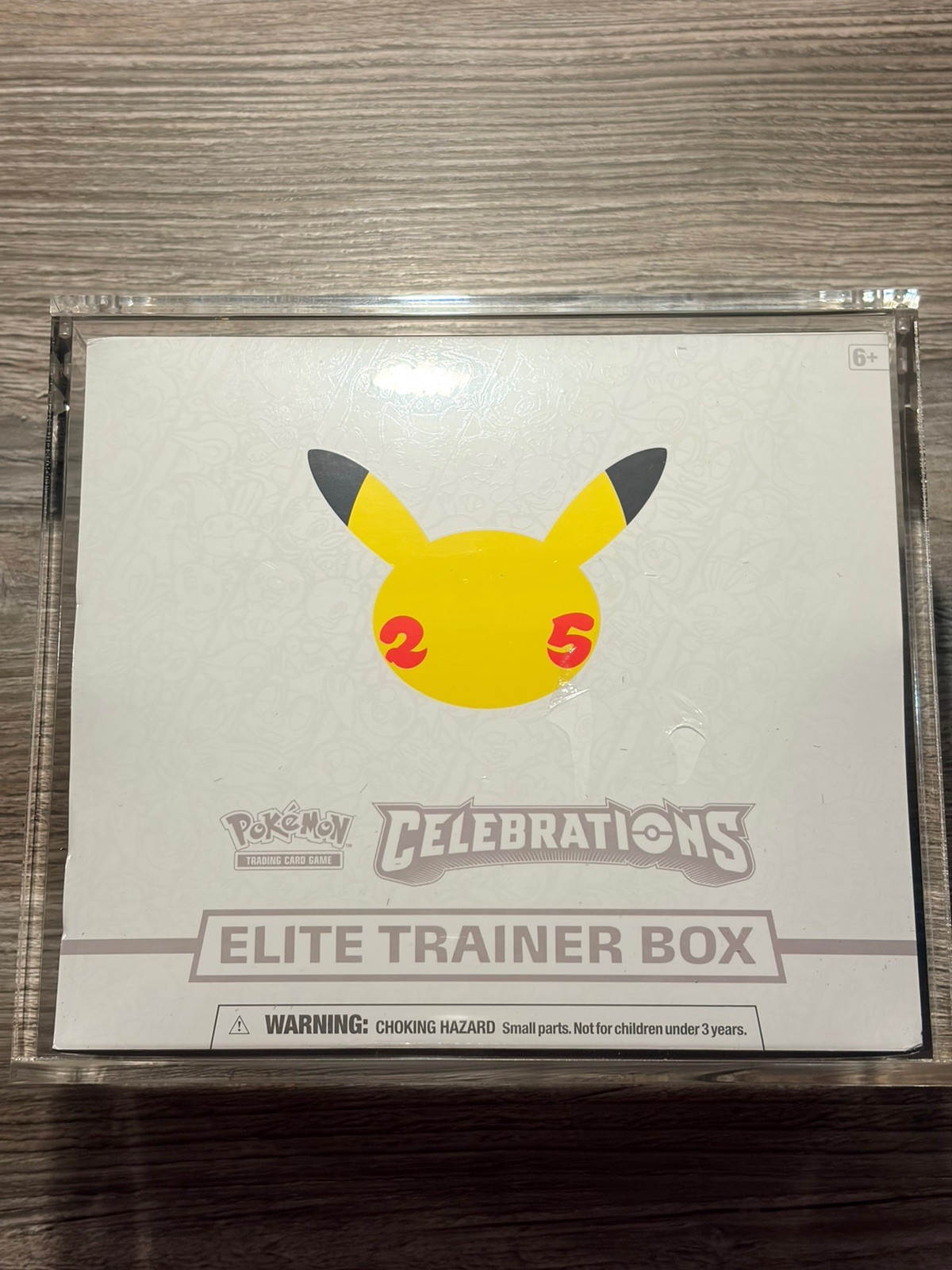 Pokémon TCG Celebrations 25th Anniversary Elite Trainer Box ETB New Sealed