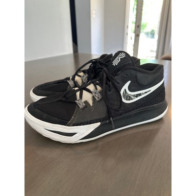 Nike Kyrie Flytrap P 6 Black White Basketball Shoes  Men's Size 11.5