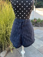 NAUTICA Shorts Women Sz 8, NAVY w/White Nautical Rope Print vertical 