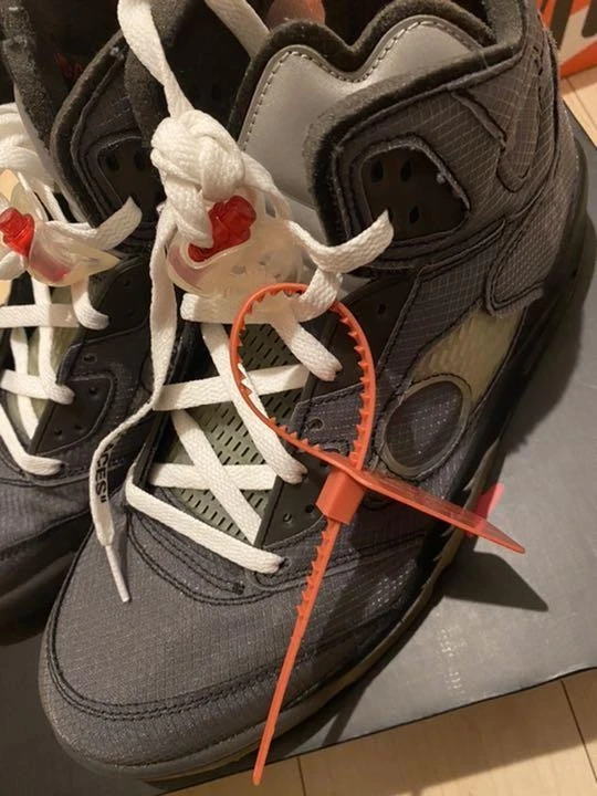 JORDAN Uomo 11.0US Aj5 bianco sporco