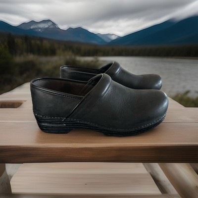 Dansko Black Professional Leather Clog Size 10.5 (EU 41) Nurse Doctor