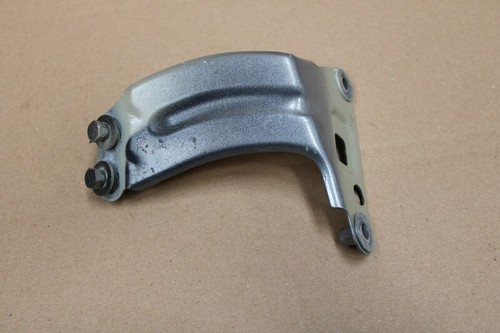 VW Golf 7 5G Halterung Kotflügel Strebe Kotflügelhalterung Rechts 5G0821136