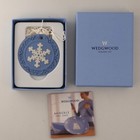 Wedgwood Jasperware Annual Round Ornament 2001 Snowflake Boxed