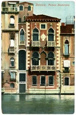 View Of Palazzo Contarini Fasan Or House Of Desdemona In Venice, Italy Postcard