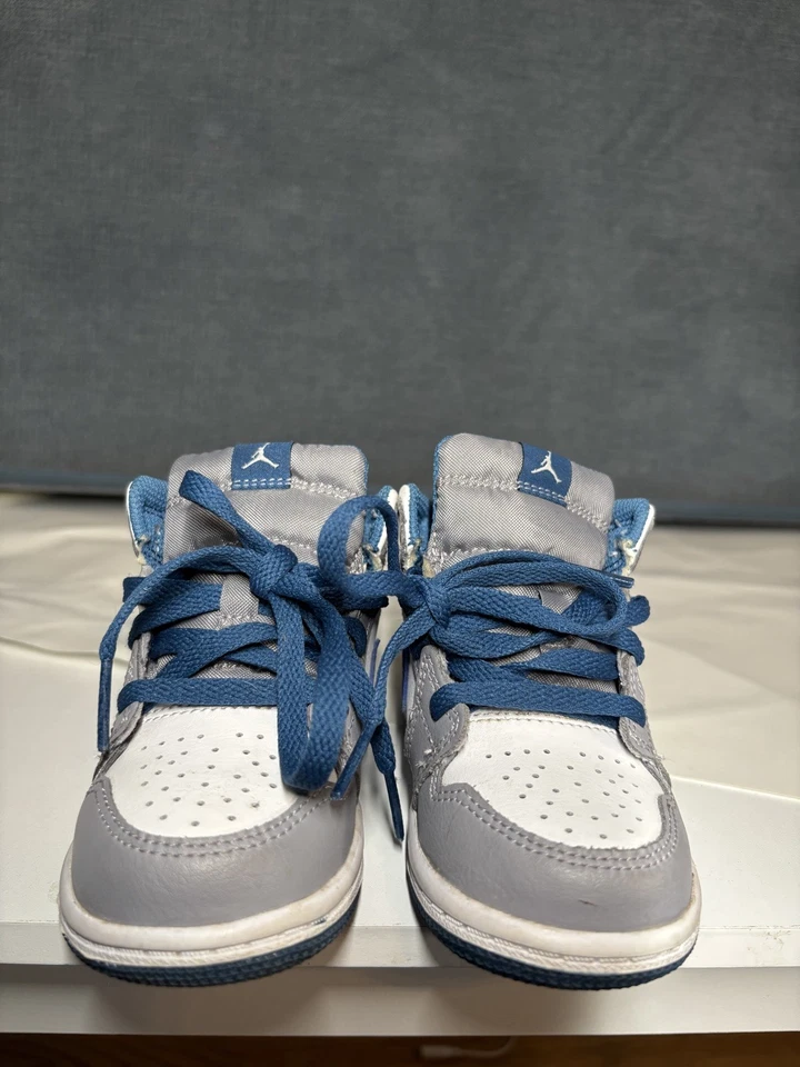 Nike Air Jordan 1 Mid TD Niño Pequeño Talla 7C Gris Cemento Azul Verdadero  Foto 3 de 4