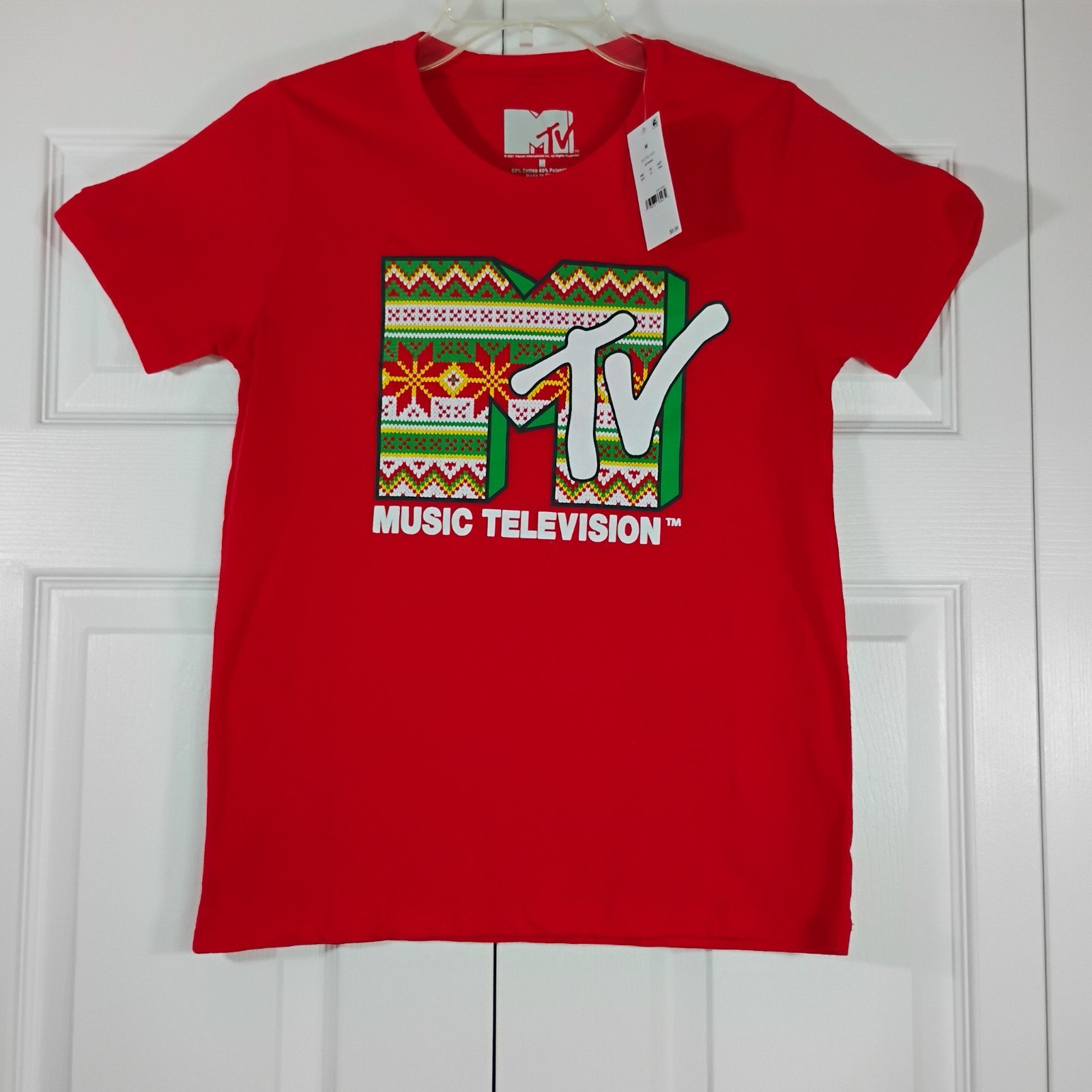 MTV Womens Size M Holiday Short Sleeve Graphic T-Shirt Red Christmas Sweater Pat