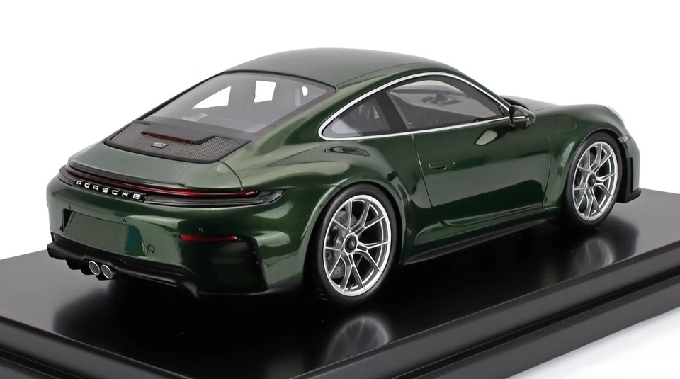 1/12 Spark Porsche 911 992.2 GT3 Touring Package Oak Green w/ Display Case - Image 2 of 4